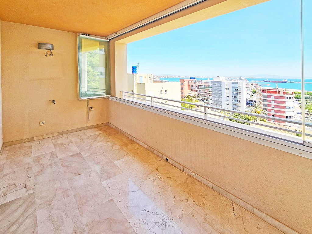 Ref 1970; Wohnung mit Meerblick, Pool und Garage in Bonanova zu mieten