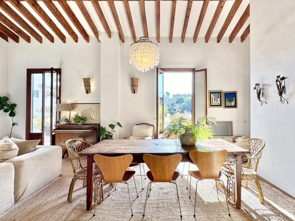 Ref 2051; Charming bohemian style villa with pool and sea views for sale in El Terreno