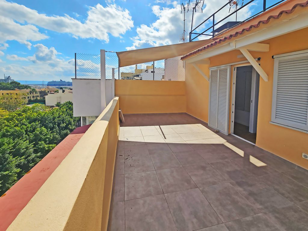 Réf 2061 ; Penthouse rénové avec vue sur la mer à vendre à El Terreno
