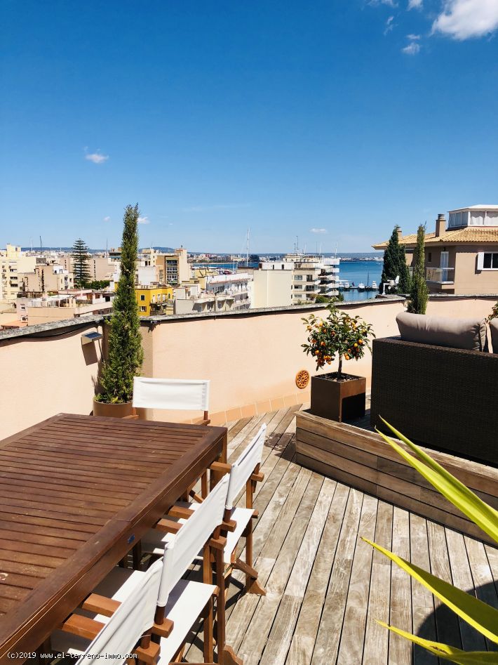 Ref 1685; Penthouse with beautiful roof terrace and sea views in Bonanova for sale