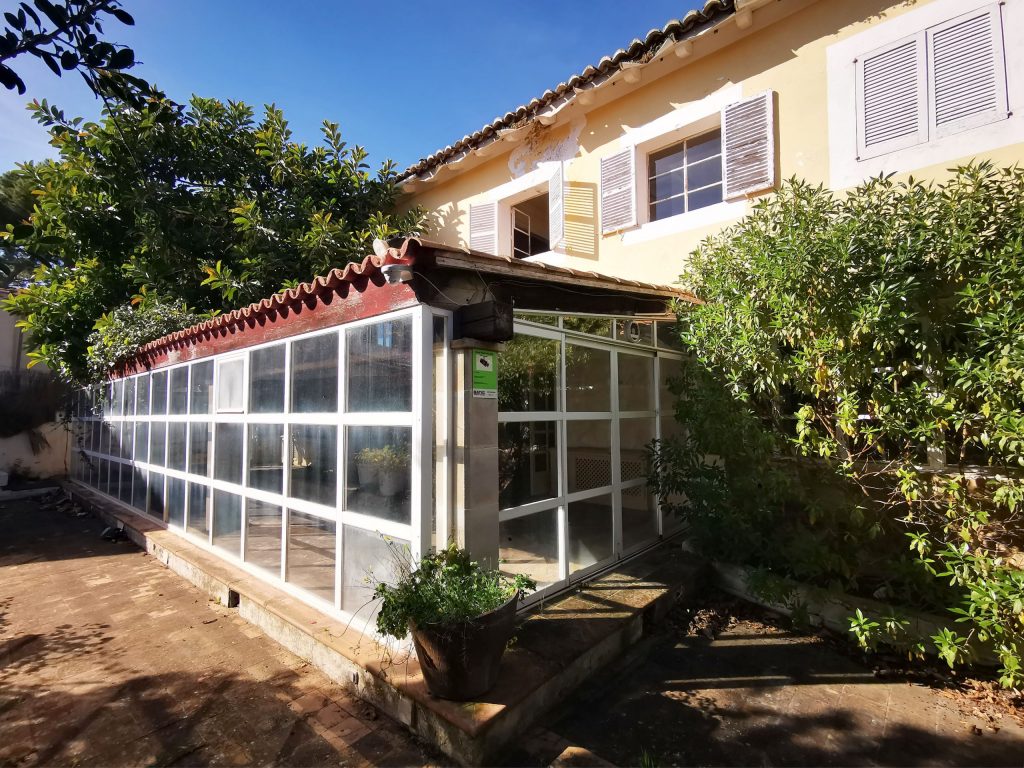 Ref 1856; Toppinvestering! Villa med stor tomt i La Bonanova – Palma till salu