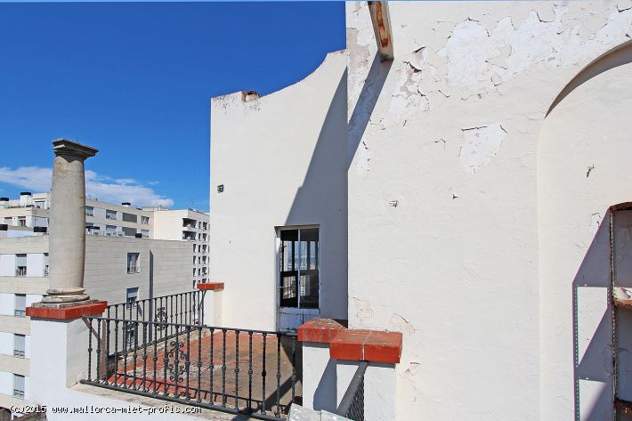 Ref 1471; Renditeobjekt! Gebäude mit 3 Restaurants, Garagen und 10 Wohnungen in El Terreno