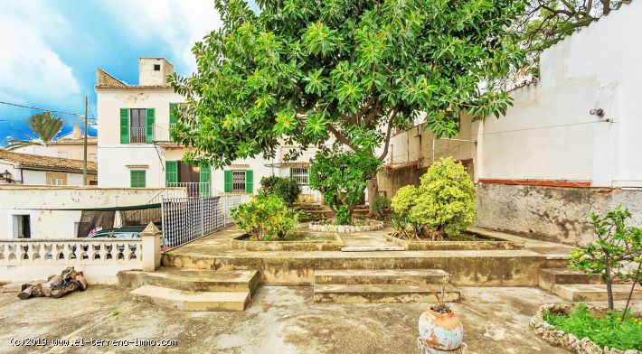 Referens 1692; Investeringar! Havsutsikt villa på stor tomt i El-Terreno till salu