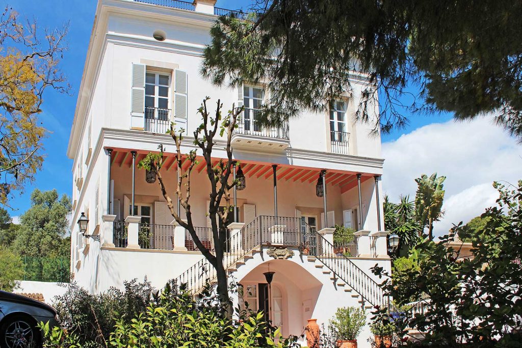 Réf 1101 ; Manoir majestueux avec parc, jardin et vue sur la mer à louer à Palma El Terreno