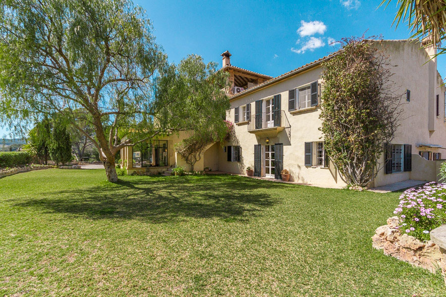 Ref 1445; Unique! Fantastic finca with lots of land and sea views in Palma, Genova for sale