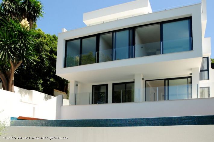 Ref 1487; Stylische Neubau-Villa mit Traumblick und Top-Ausstattung in Cas Catala zum Kauf