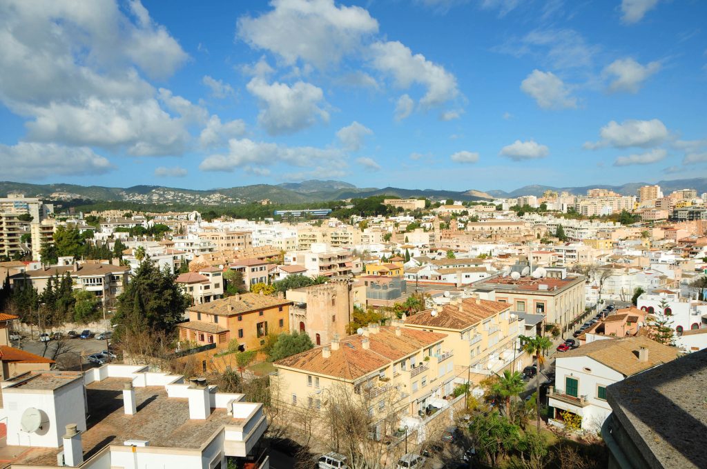 Ref. 1790; Spacious penthouse with terraces and sea views in Son Armadams for sale