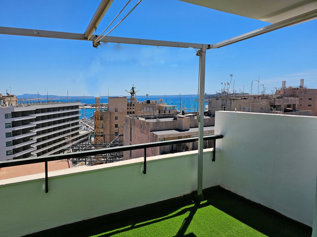 Ref 1982; Bright penthouse with stunning sea views for sale in El Terreno