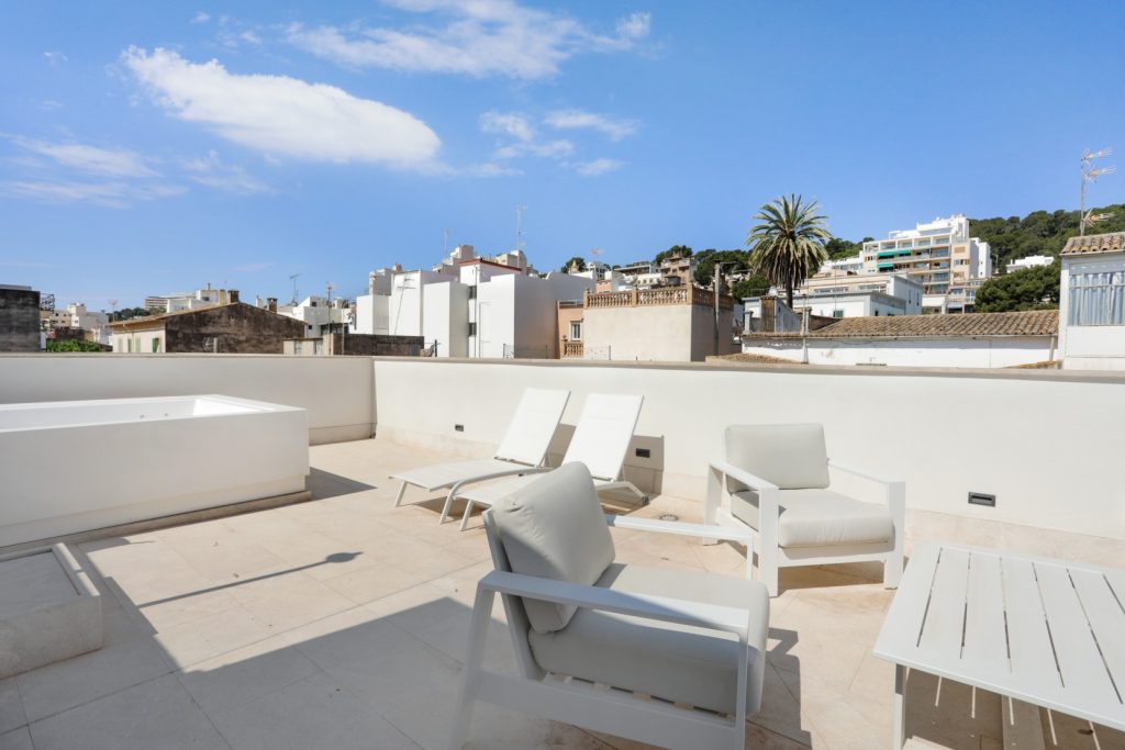 Ref 1851; New build townhouse with private pool and garage in El Terreno for sale
