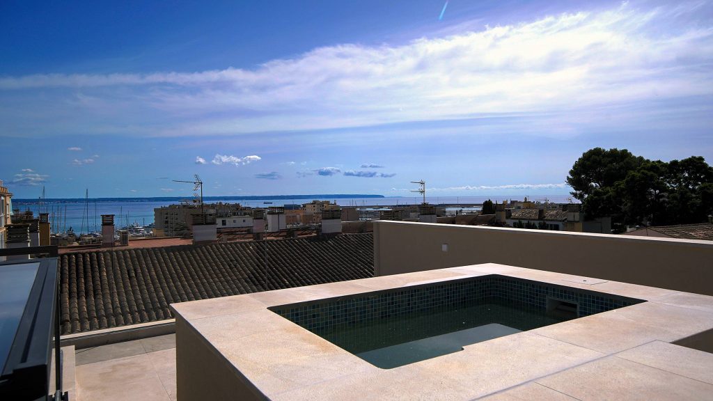 Ref 1907; Newly built townhouse with pool and sea views in Palma El Terreno for sale
