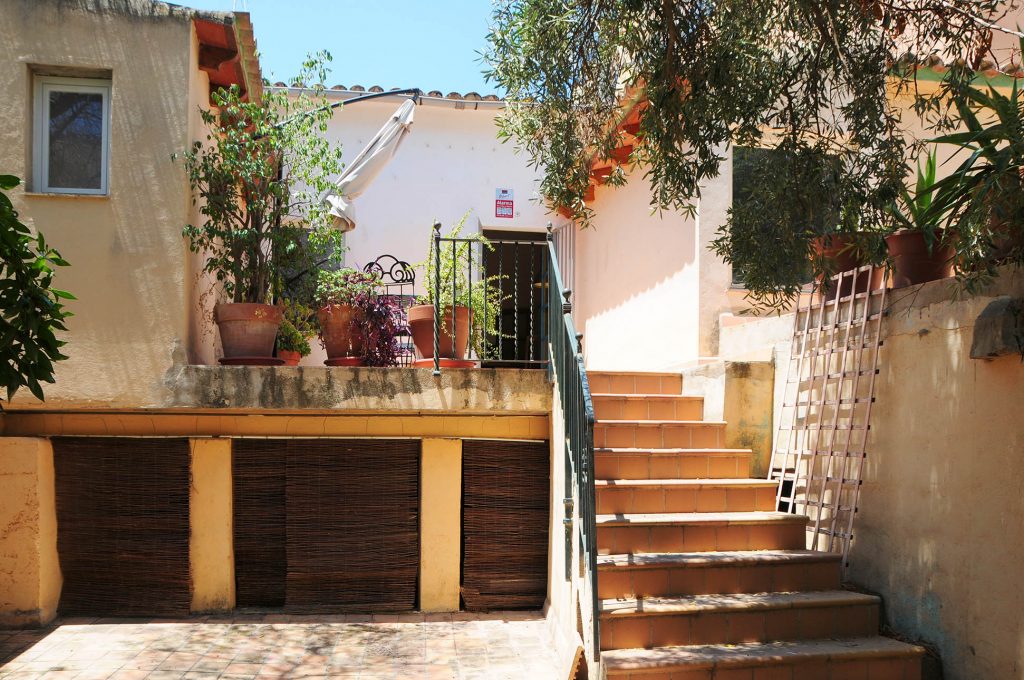 Ref 1964, House with bohemian charm and garden for sale in Palma El Terreno