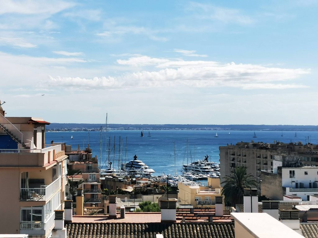 Ref 1848; Modern townhouse with pool and sea views in El Terreno for sale