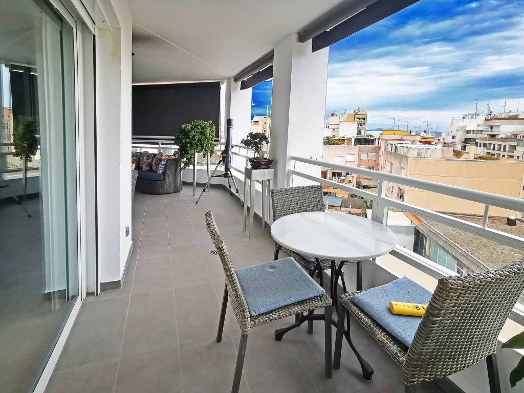 Ref 1864; Modern apartment with large sunny sea view terrace and parking in El Terreno for sale