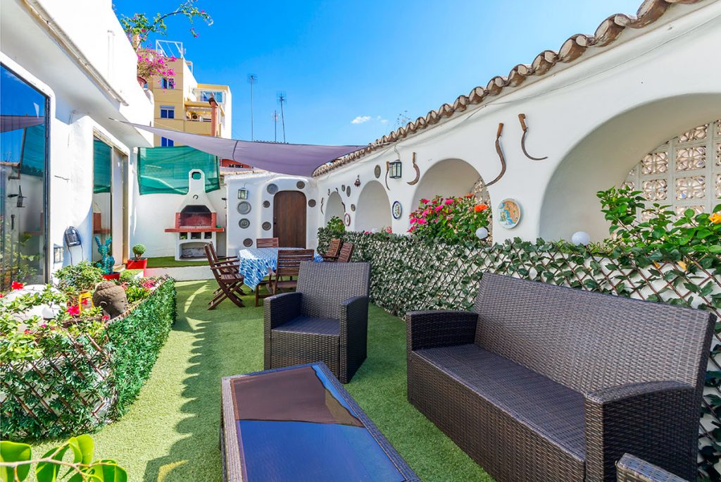 Ref 1825; Charming townhouse with terraces and 2 garages for sale in El Terreno, Palma