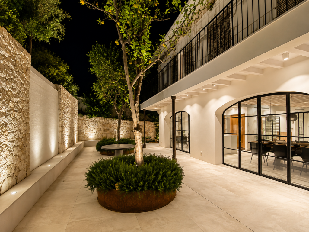 Ref 2114; Historische Luxusvilla mit Pool in Palma, El Terreno zum Kauf